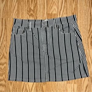 Sky and Sparrow Black & White Striped Denim Mini Skirt, size 11
